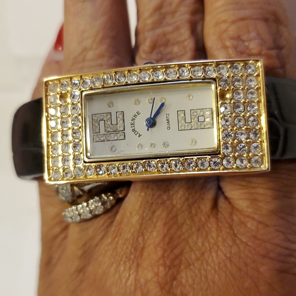 Real Collectibles by Adrienne Arpel Convertible Bangle Watch/Bracelet Cuff style - Picture 4 of 12